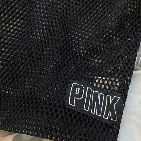 VS PINK FISHNET TOP🖤 - Picture 7 of 8
